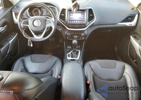 2018 Jeep Cherokee Latitude Plus z USA, uszkodzony, nr VIN 1C4PJMLB1JD598089